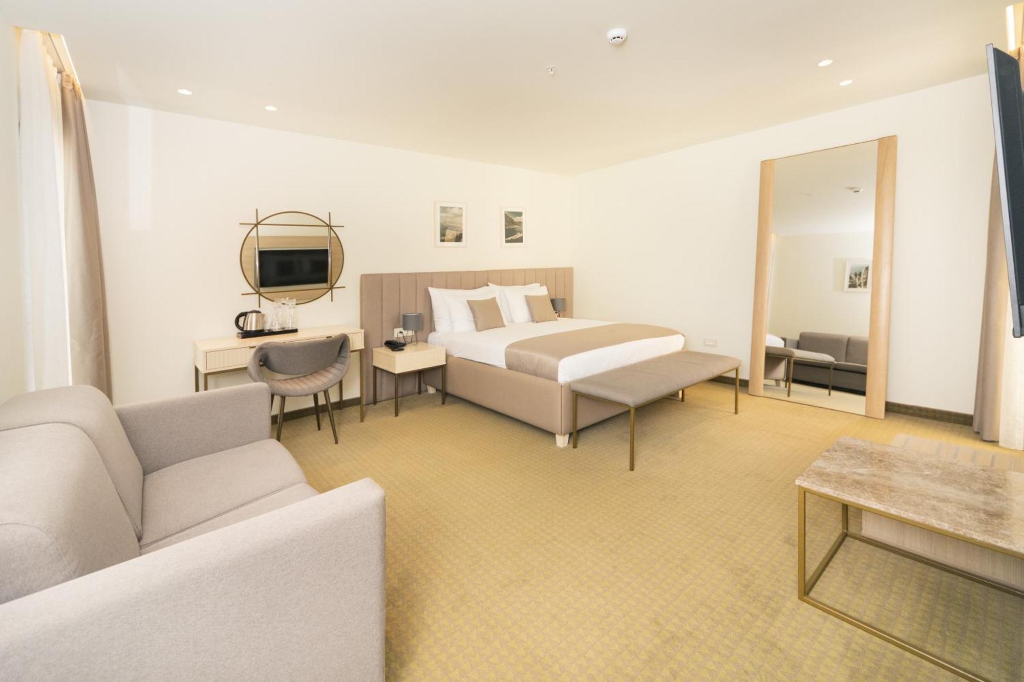Hotel Pima บุดวา ภายนอก รูปภาพ