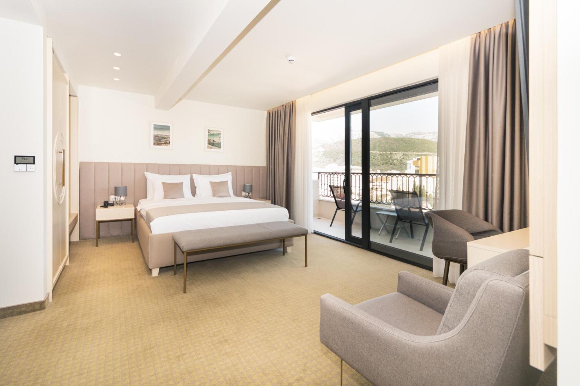 Hotel Pima บุดวา ภายนอก รูปภาพ